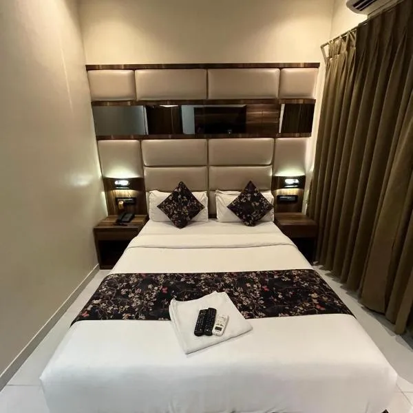 Hotel Shahi Darbar，位于孟买的酒店