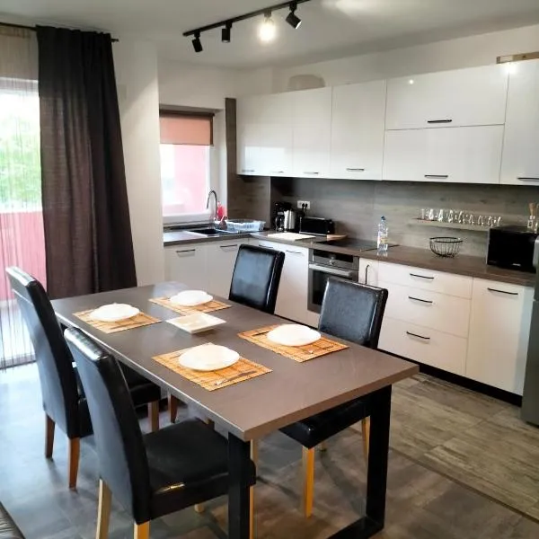 Lotus Central 2，位于奥拉迪亚的酒店