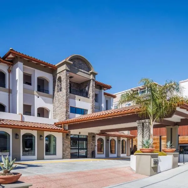 La Quinta Inn & Suites by Wyndham Santa Cruz，位于圣克鲁兹的酒店