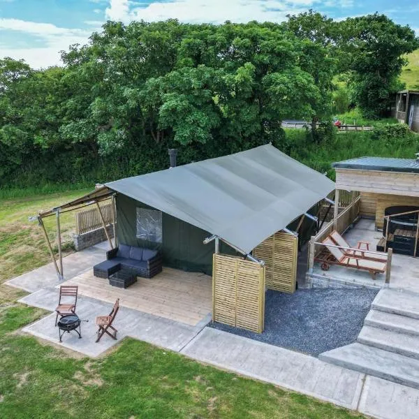 Paviland - Safari Glamping Tent - Llangennith，位于兰根尼斯的酒店