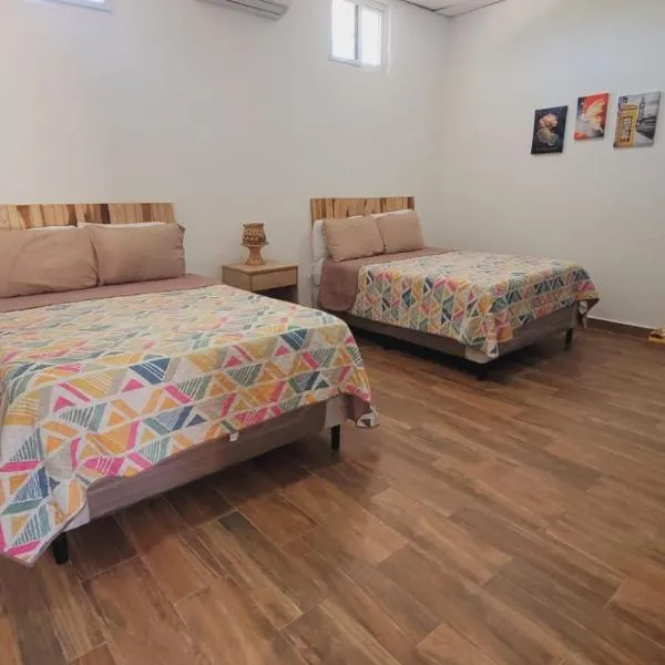 Apartamentos Mundo Maya，位于埃尔莱马特的酒店