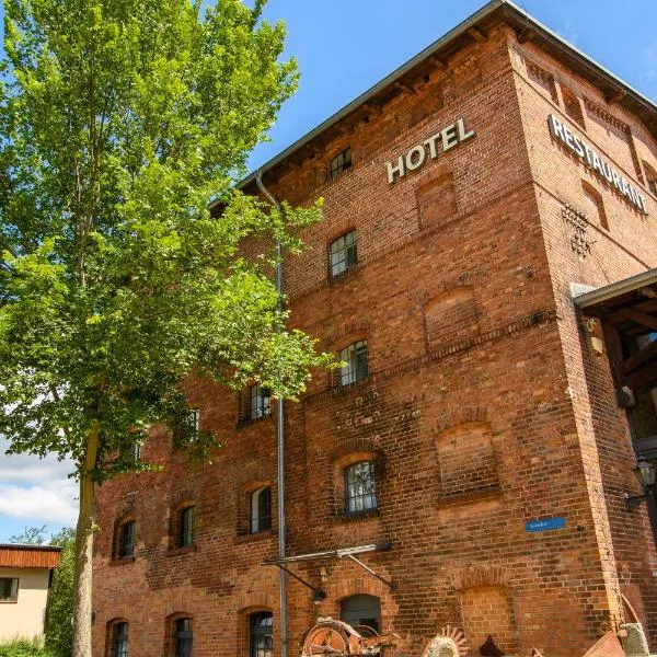 Hotel Stadtgut，位于柏林附近贝尔瑙的酒店