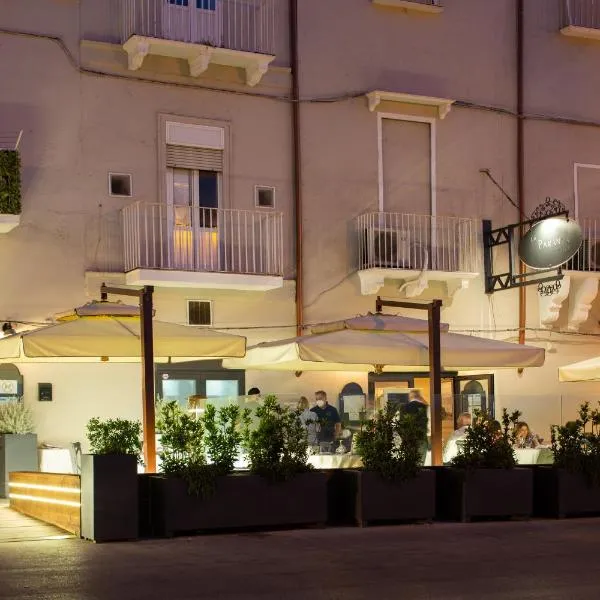 Palazzo Matà Boutique Hotel，位于塔兰托的酒店