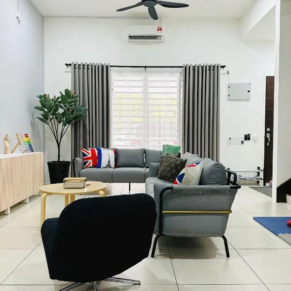 BM大山脚 Double Storey Terrace Autocity Alma Aeon Jusco Nearby，位于大山脚的酒店