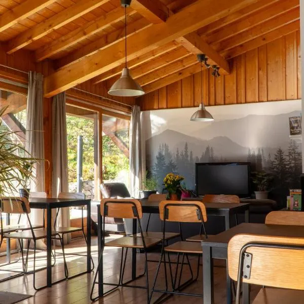 Hotel La Renardière Morzine，位于莫尔济讷的酒店