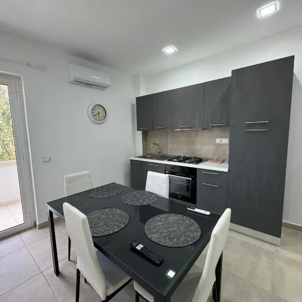 Holidays Apartments Tropea，位于特罗佩阿的酒店