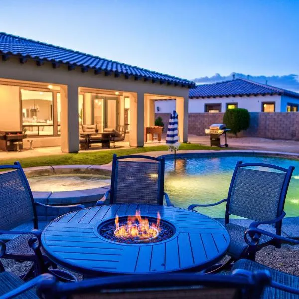 Luxury Resort Style Living w Pool & Jacuzzi，位于印地欧的酒店