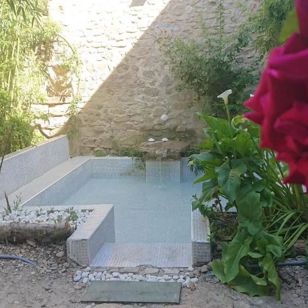 Albergue Sansol - El oasis del camino francés - Exclusivo para peregrinos，位于Sansol的酒店