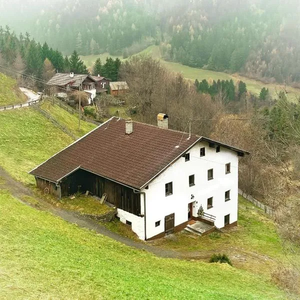 Elventhal - Private Chalet in alpine valley，位于米德尔斯的酒店