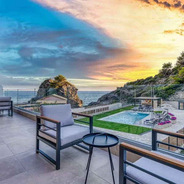 Avale Luxury Villa，位于Kontogialos的酒店