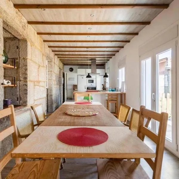 Casa Bubela，位于Dozón的酒店