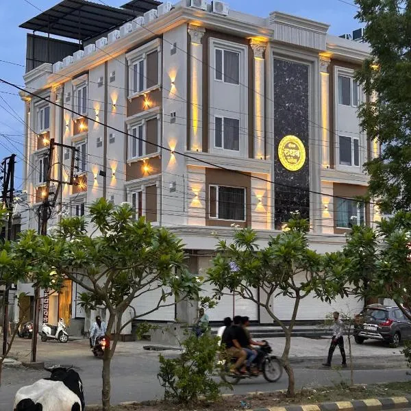 Hotel Rudhav Palace，位于Sānwer的酒店