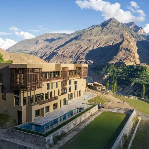 Hunza Serena Hotel，位于Chamangul的酒店