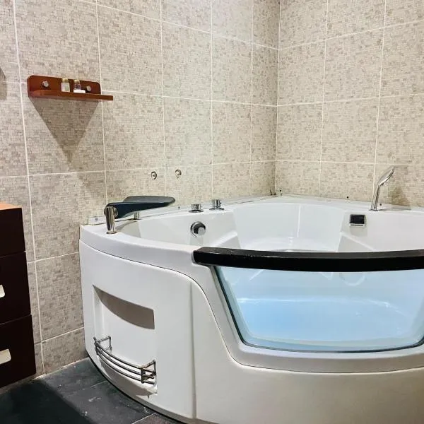 Hotel magicland dakar，位于达喀尔的酒店