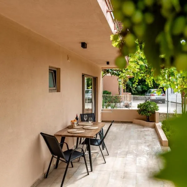 Apartment Mia，位于比耶拉的酒店