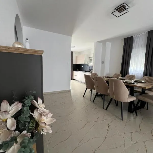 Villa Isola，位于奈维丹的酒店