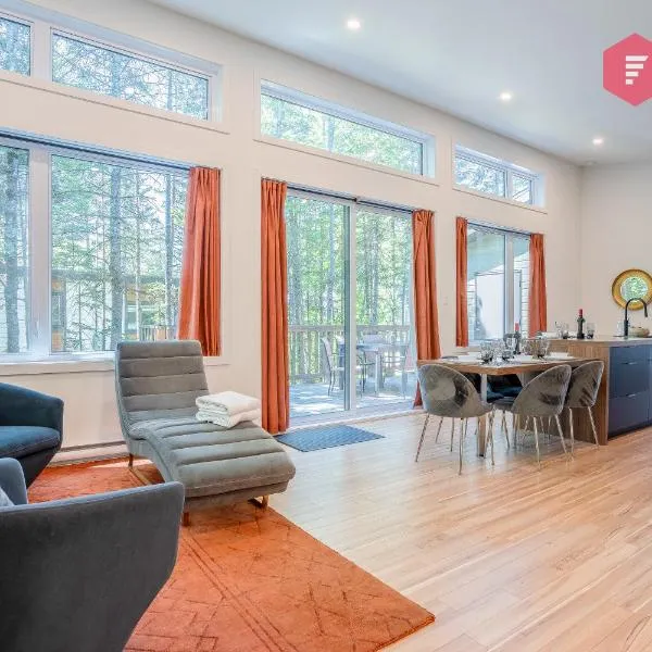 L'Orange-Méridien de Portneuf / Extra-Comfort, Hot tub and Pool，位于Pont-Rouge的酒店