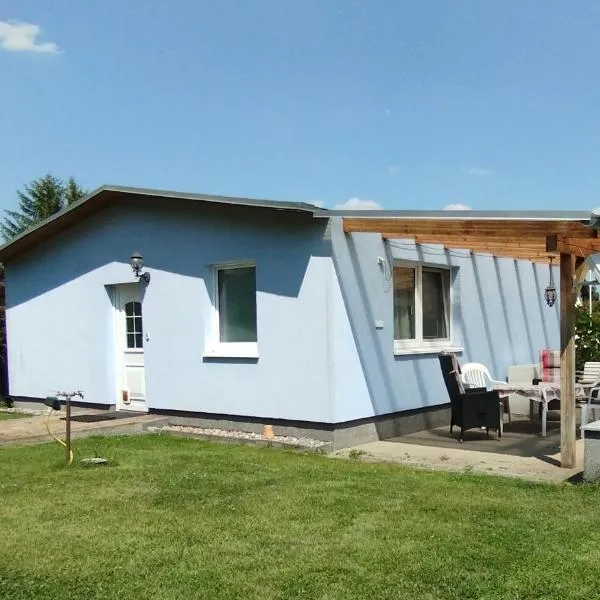 Ferienhaus mit 2 Schlafzimmern und großer Terrasse，位于费尔滕的酒店