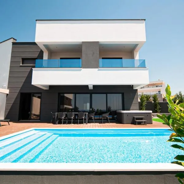 Villa Primavera，位于诺瓦利娅的酒店