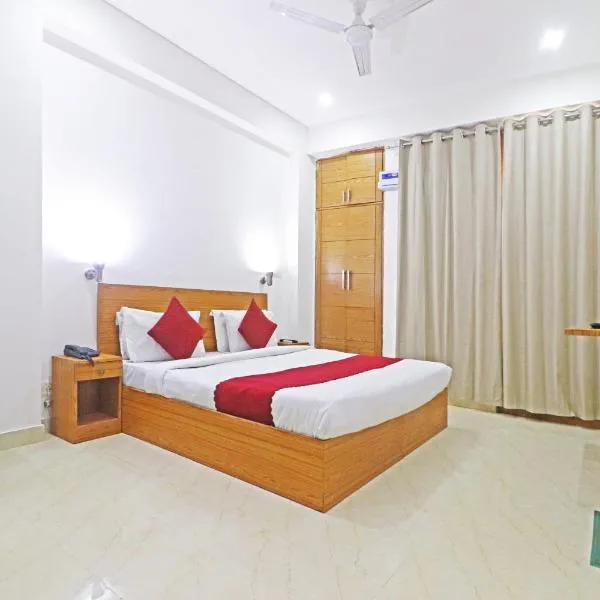 Mauryan Elite Hotel Chhatarpur Metro Station，位于新德里的酒店