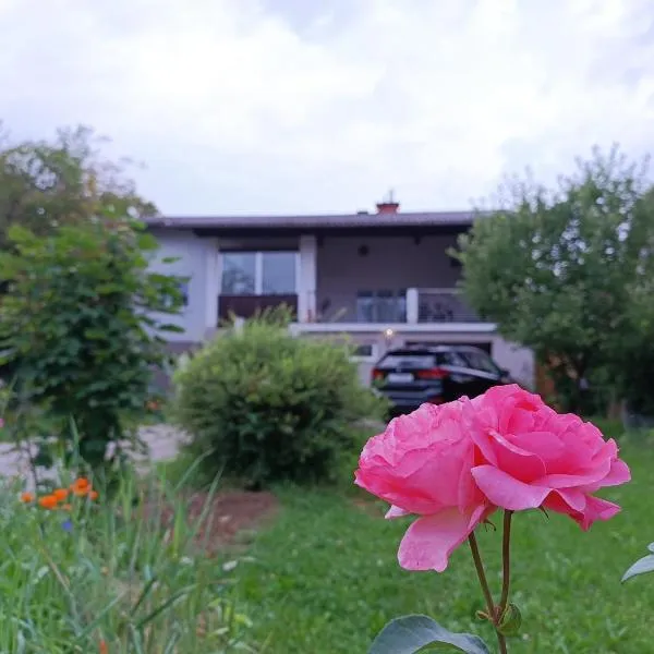 A place to be - Ruhelage mit gratis Parkplatz，位于格拉茨的酒店