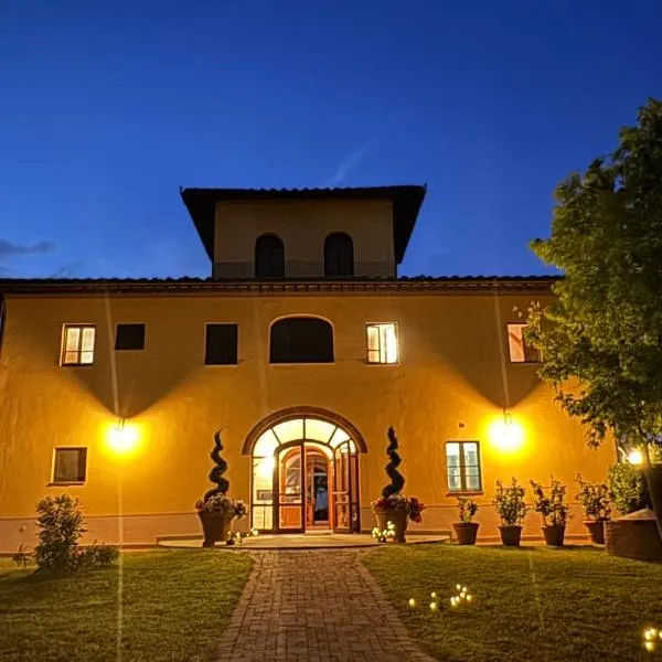 Agriturismo Cascina Cipressa，位于蒙托波利因瓦尔达尔诺的酒店