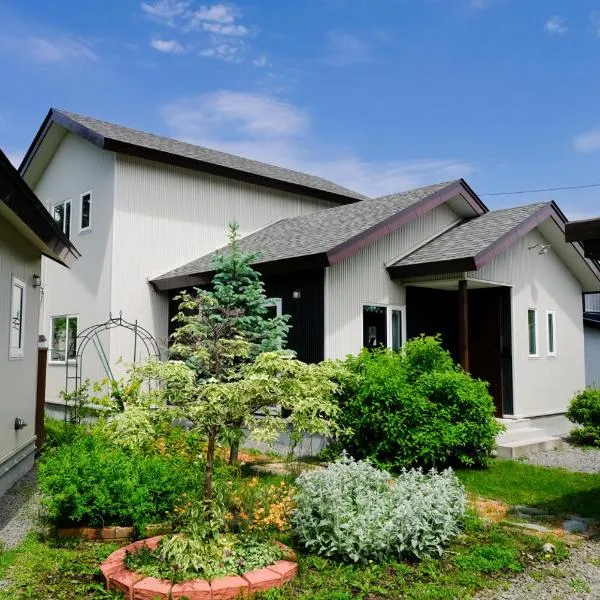 FredHouse東川，位于东川町的酒店