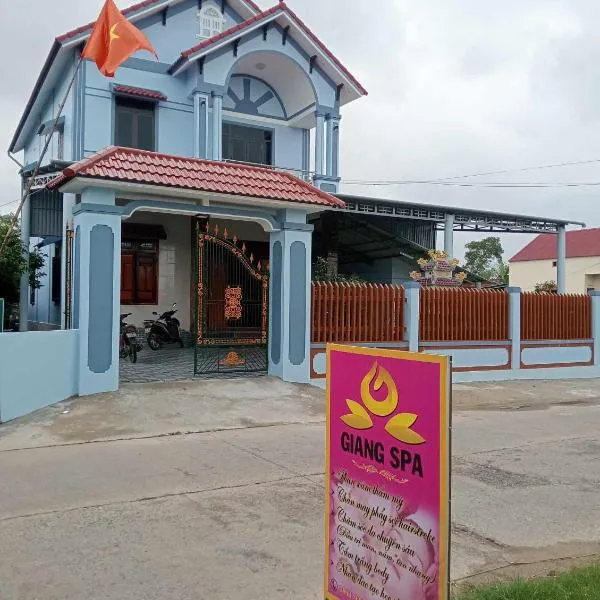 Blue House Tan Ha，位于Lệ Thủy的酒店