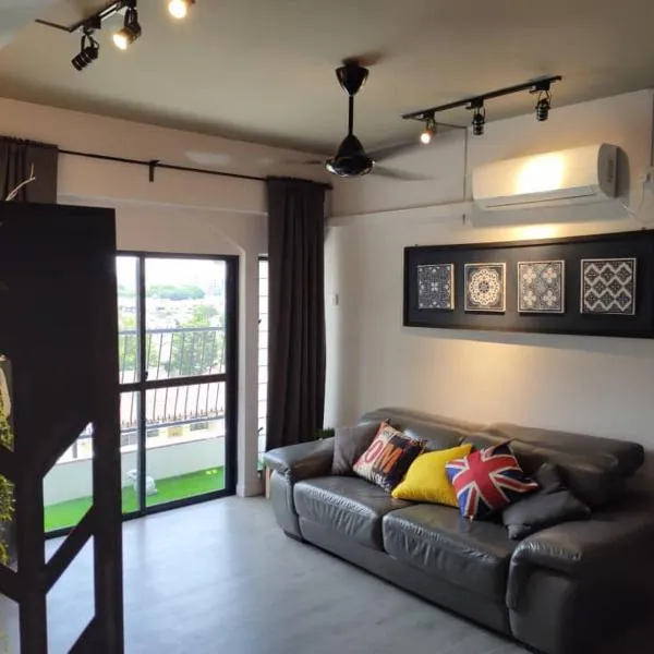 Cozy Loft oversee Penang Hill，位于亚依淡的酒店