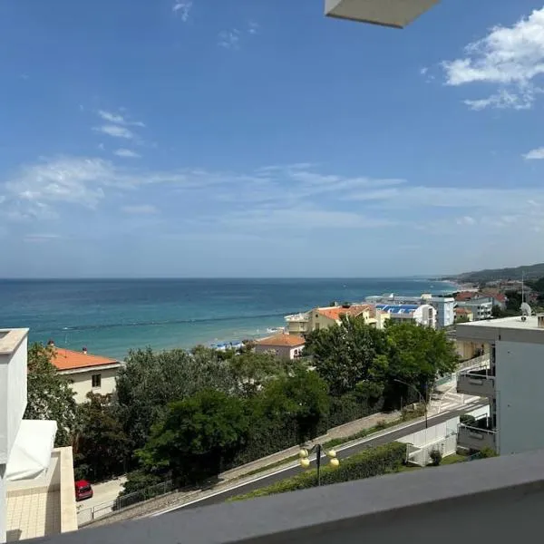 Vista Mare Fossacesia，位于福萨切西亚的酒店