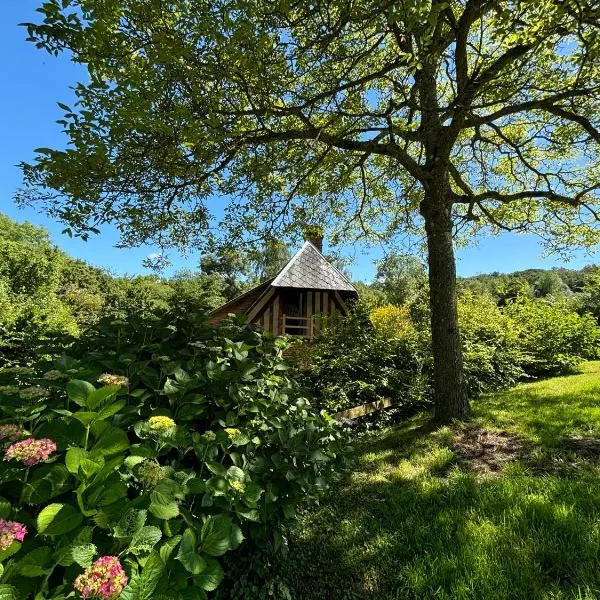 Charming Normandy Cottage，位于Saint-Julien-sur-Calonne的酒店