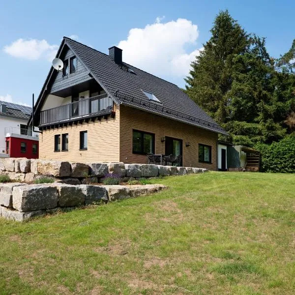 Design-Apartment mit Garten，位于Langenbach的酒店