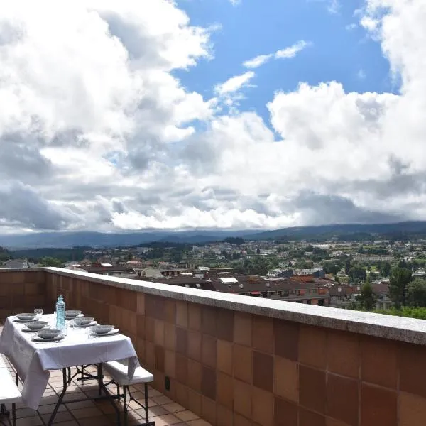 Soleado ático en Salvaterra de Miño，位于Salvatierra de Miño的酒店