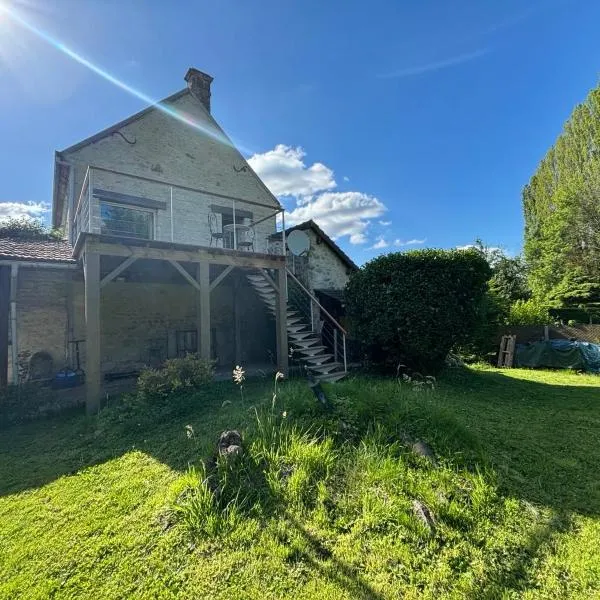 Mini duplex la Révière，位于Saintines的酒店