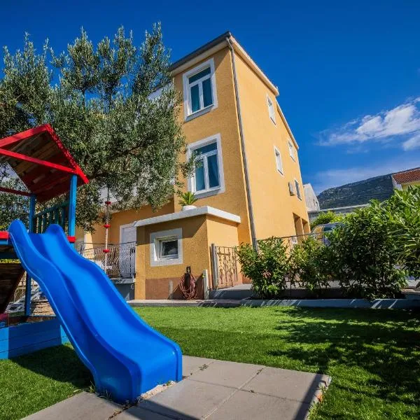 Apartman Marioeta，位于Kastel Stari的酒店