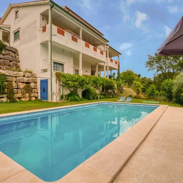 Abrigo do Castelo - Pica-Pau，位于欧伦的酒店