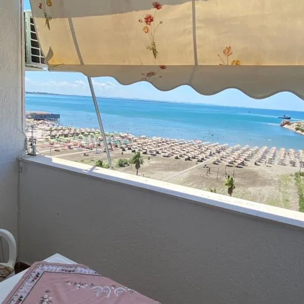 Albi Apartmet beachfront in Shengjin，位于圣金的酒店