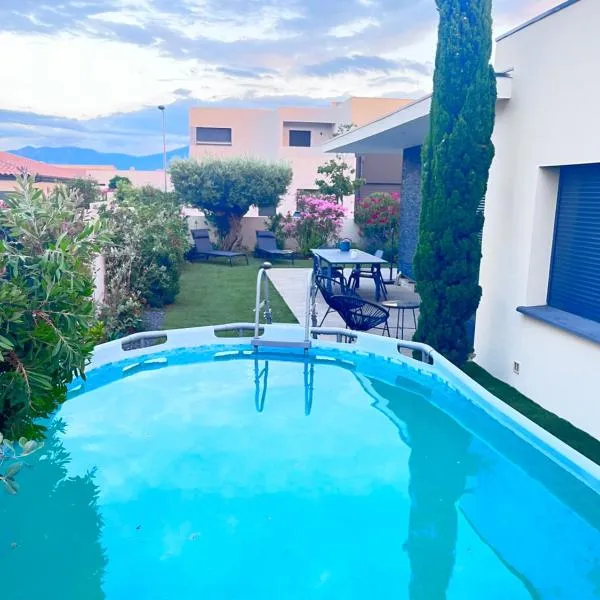 Villa Dolce Vida proche golf, lac, plage et Collioure，位于Villeneuve-de-la-Raho的酒店