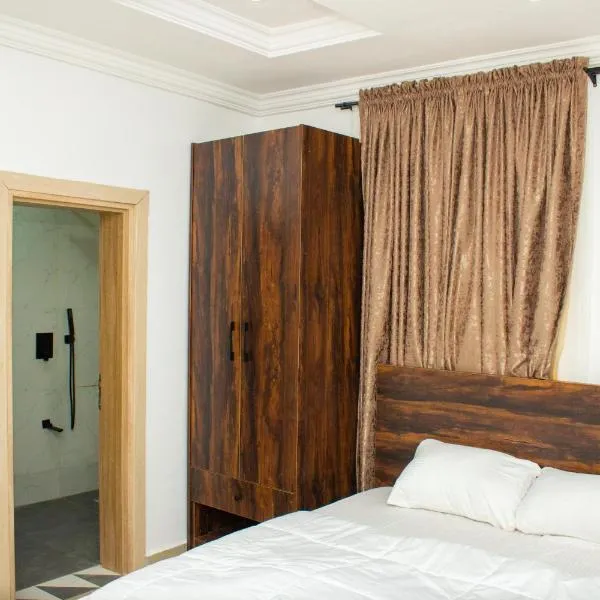 Skenyo Hotel & Apartments，位于Ketti的酒店