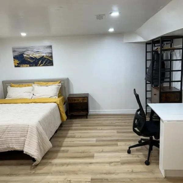 Toronto Cozy Home Retreat，位于多伦多的酒店