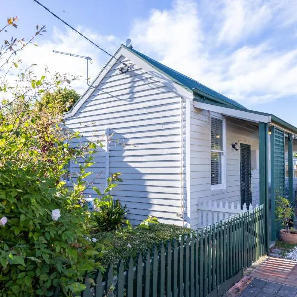 Badger’s Inlet Devonport，位于德文港的酒店