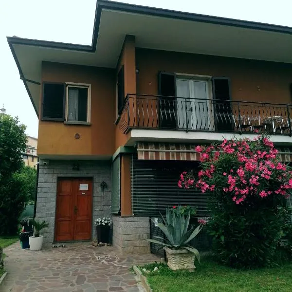 Casa Vacanze Mari, Paratico，位于帕拉蒂科的酒店