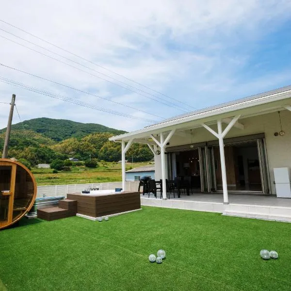 dogs retreat villa awaji，位于洲本市的酒店