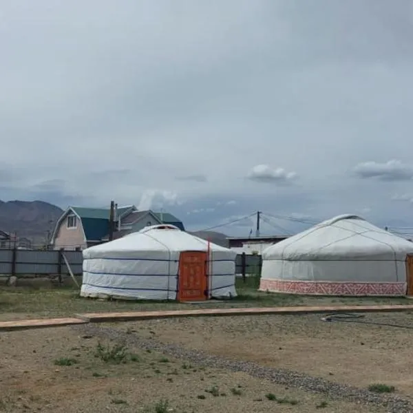 Aisana ger camp，位于奥尔吉的酒店