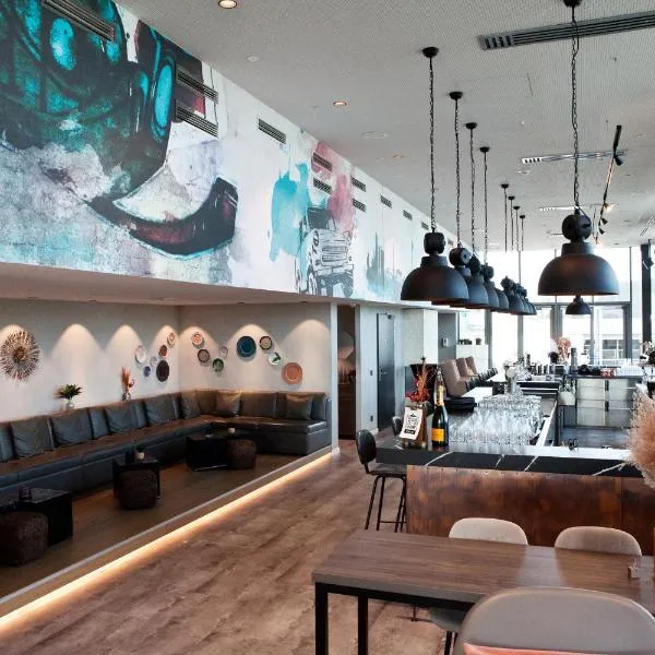 Hotel Indigo Berlin - East Side Gallery，位于柏林的酒店