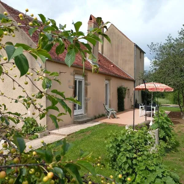 Gîte Au Val d'Auxois，位于Brianny的酒店