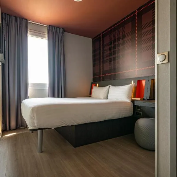 easyHotel Paris Charles de Gaulle Villepinte，位于弗朗斯地区特朗布莱的酒店