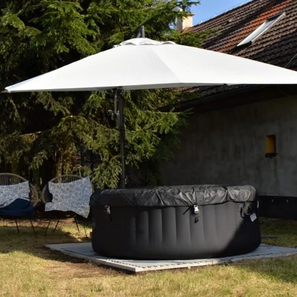 Bohemica Apartman 3，位于Kouřim的酒店