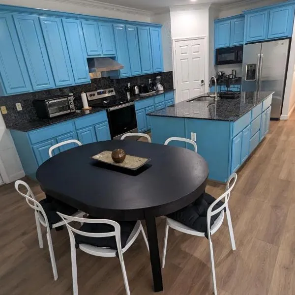 Rent W Palm Beach，位于西棕榈滩的酒店