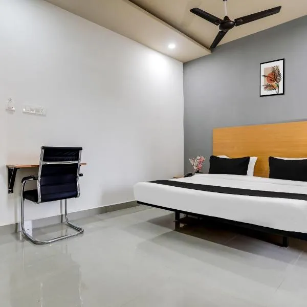 Super Townhouse Shamshabad Near Airport，位于Venkatāpur的酒店